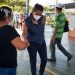 Salvadoreños cumplen con medidas de bioseguridad en los centros de votación