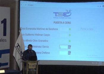TSE coloca a cero el sistema de conteo de votos a la espera del escrutinio preliminar