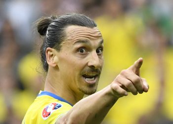 Con 39 años de edad, pero en perfecta forma física, Zlatan Ibrahimovic vuelve a la selección de Suecia