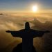 Impactantes imágenes de la restauración del Cristo Redentor en Brasil