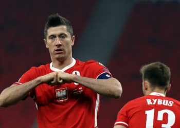 ¡Alerta roja en el Bayern Múnich!: Robert Lewandowski sufre lesión y podría ser baja ante el PSG