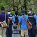 Hondureños parten en caravana hacia EE. UU. pese a operativo para impedir su paso