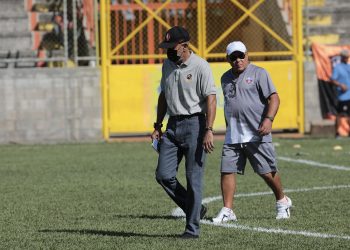 Toto Gamarra: «Alianza es el niño bonito de San Salvador y es interesante enfrentarlo por su poder de convocatoria»