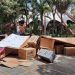 Cajas de urnas abandonadas en dos centros de votación