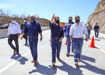 Ministro de Comunicaciones, Infraestructura y Vivienda de Guatemala visita «Camino a Surf City»