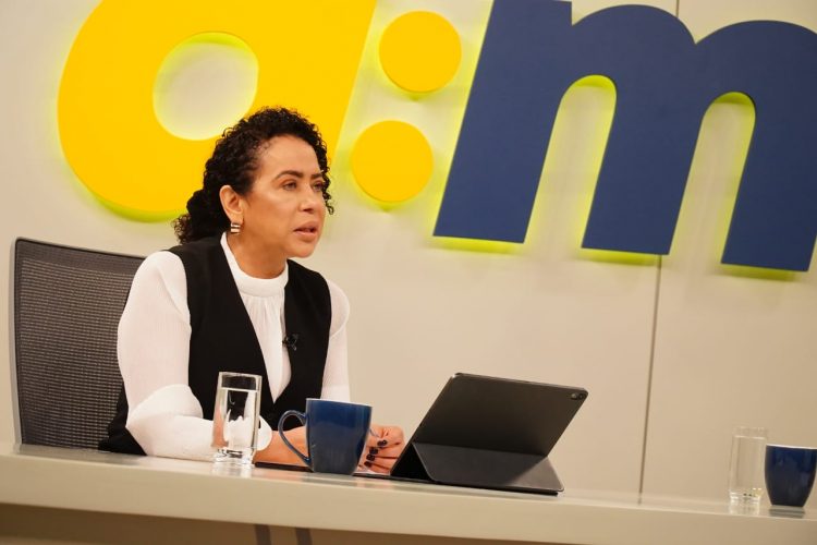 Carolina Recinos fue invitada esta mañana a la segunda parte de la entrevista AM de Canal 10. /FOTO: Cortesía.