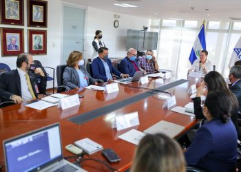 El Salvador y Costa Rica realizan revisión técnica de pliego tarifario para implementación del ferri
