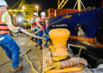 Puerto de Acajutla recibe al buque As Susanna con 461 toneladas métricas de alimentos