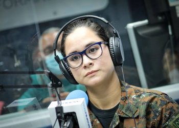 «¿Hay muertos por la inmunización? No, ¿hay muertos por el coronavirus? Muchísimos»: teniente y doctora Karla Trigueros