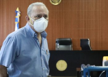 Reprograma juicio contra exministro de Salud de Saca