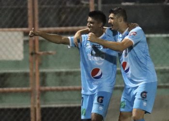 Super líder: Alianza se dio un festín en Las Delicias.