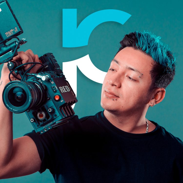 Emprendimiento. Aunque sabe sobre arte y animación, la fotografía y la filmación  lo llevaron incluso a más países europeos durante varios años. Foto cortesía.