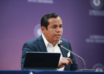 Ministro de Hacienda confirma confianza de inversionistas y organismos internacionales tras resultados del 28F