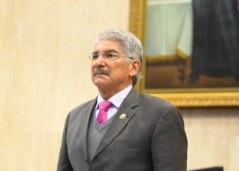 Norman Quijano logró colarse como diputado para el Parlacen por Arena y sobrevive al 28F