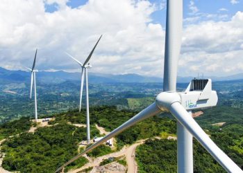 El Salvador ya genera energía por medio del viento
