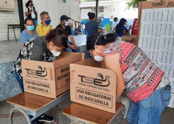 Participación de la mujer y postulación a cargos públicos