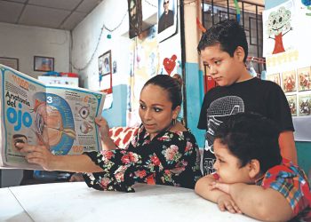 «Diario Escolar» tiene aceptación en su primera publicación