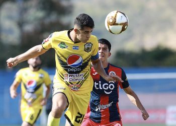 FAS empató sin goles ante Once Deportivo y avanzó a segunda ronda como último de su grupo