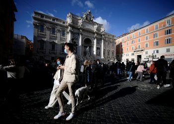 Italia se reconfina hoy por aumento de casos de la COVID-19