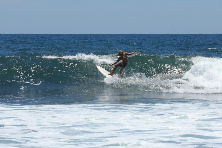 Las playas son el atractivo más emblemático para que los guatemaltecos inviertan en el  país. Foto: René Estrada.