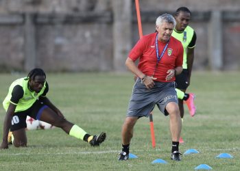 Michael Findlay, técnico de Granada: «Estamos felices de ver público en las gradas ante El Salvador»