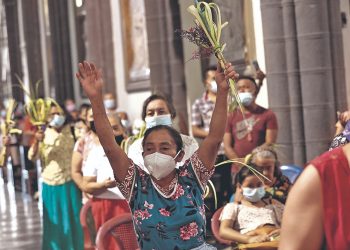 Devoción y fe en el Domingo de Ramos en El Salvador