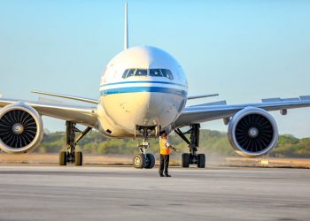 El Salvador recibe 1 millón de vacunas anti-COVID-19