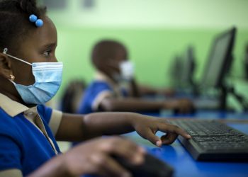 Retorno gradual a las aulas en República Dominicana tras un año de clases virtuales