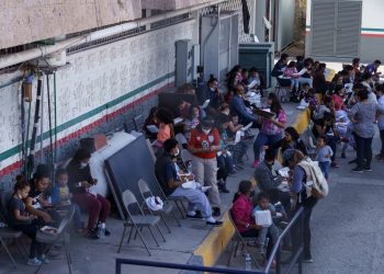 Se duplica la llegada de menores no acompañados a la frontera de EE. UU.