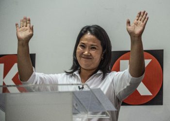 Vargas Llosa apoya a Keiko Fujimori para la segunda vuelta en Perú