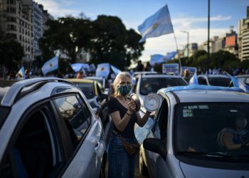 Protestas en Buenos Aires contra nuevas restricciones sanitarias