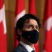 Primer ministro de Canadá, Justin Trudeau, recibe primera dosis de la vacuna de AstraZeneca
