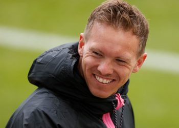 Bayern Múnich negocia con el entrenador Julian Nagelsmann