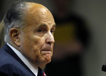 FBI allanó apartamento del exalcalde de Nueva York y exabogado de Trump, Rudy Giuliani