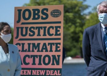 Demócratas piden a Biden que vaya más lejos en su lucha contra el cambio climático