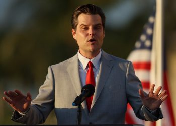 Congreso de EE. UU. investiga a legislador aliado de Trump acusado de conducta sexual inapropiada