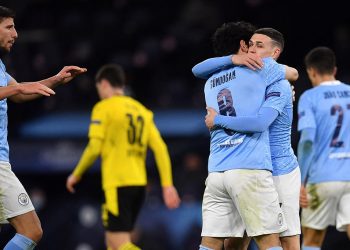 Con gol de Foden sobre el final, el Manchester City toma ventaja frente al Dortmund (2-1)