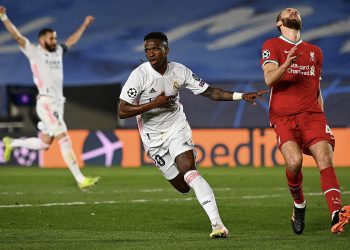 Vinicius lidera el triunfo por 3-1 del Real Madrid sobre Liverpool