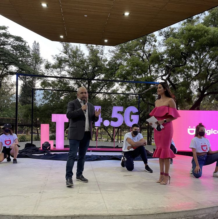 El CEO de Digicel El Salvador, Marcelo Alemán durante el evento de lanzamiento./Foto Guillermo Martínez
