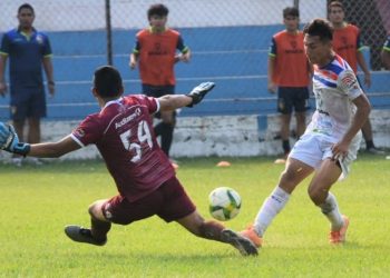 VIDEO: Suspendieron juego de reservas entre Firpo y Santa Tecla por trifulca entre los jugadores