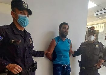 Hombre es detenido por tráfico ilegal de personas en Ahuachapán