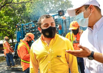 «Estamos construyendo una nueva ruta comercial entre El Salvador y Guatemala»: ministro de Obras Públicas, Romeo Herrera