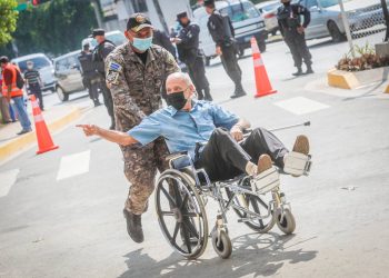 Alrededor de 600 personas en el Megacentro de Vacunación brindan atención a todos los beneficiarios de la dosis anti-COVID-19