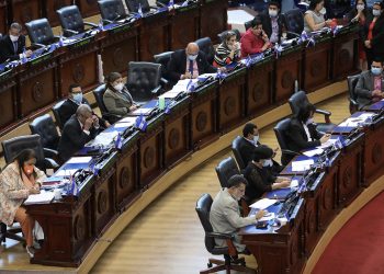 Bancada de oposición se alista para elegir magistrados suplentes de la CSJ esta tarde