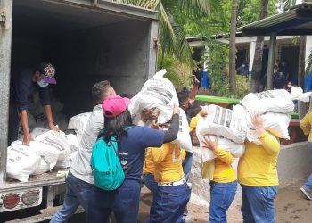 Comienza entrega de 5,500 paquetes solidarios en Concepción Batres, Usulután