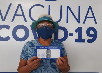 «No imaginé que el Megacentro de Vacunación fuera tan espectacular», adulta mayor vacunada