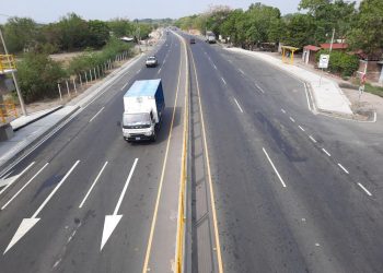 Finaliza ampliación de carretera Litoral desde el Aeropuerto Internacional hasta Zacatecoluca