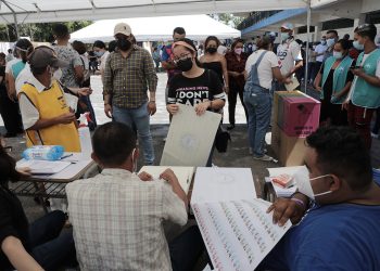 El TSE sigue atrasando pago a empleados temporales