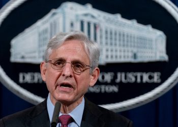 Abren investigación federal sobre la policía de Minneapolis