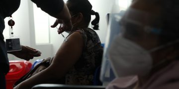 Más de 1,000 millones de vacunas anti-COVID-19 se han inyectado en todo el mundo